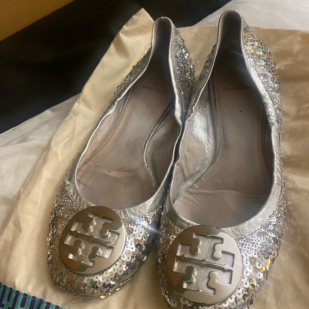 Tory Burch sequins silver flat sandals
